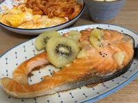 零失敗料理．煎鮭魚