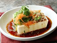 椒香涼拌豆腐【頭道減鹽醬油】