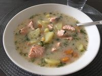 芬蘭傳統鮭魚湯 (含影片連結)