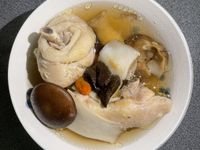 暖心黑蒜雞湯