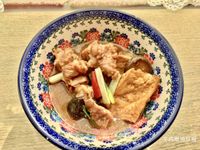 牛肉燉油豆腐