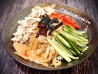 雞絲涼麵  (自調醬料)
