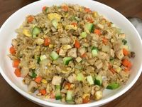 清冰箱的洋蔥紅蘿蔔之蛋炒飯