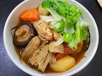 紅燒素牛肉麵
