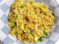 咖哩沙茶炒飯