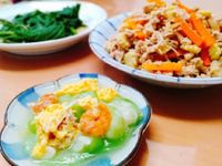 雞肉肉燥+絲瓜蝦米蛋+燙青菜