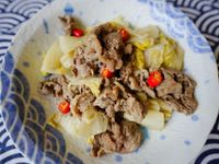【酸白菜炒牛肉】酸辣好開胃，牛肉熟度完美
