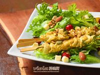 烤肉串沙拉
