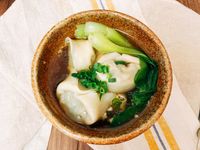 菜肉大餛飩湯