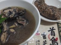 冬季進補-首烏靈芝雞湯