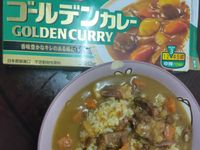 咖哩紅燒牛腩