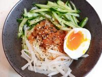 韓式泡菜辣拌麵김치비빔국수