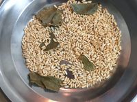 泰式烤米粉ข้าวคั่ว