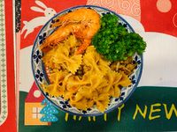 茄汁鮮蝦肉醬蝴蝶麵