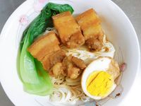 啤酒滷肉麵線