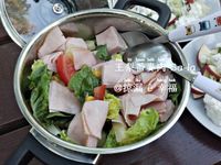車日子 | 露營食食：王梨番麥肉生菜盤