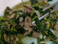 蔥香牛肉炒空心菜