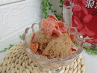 草莓脆片香蕉雪茲冰  【雪茲冰 】