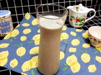 芝麻酪梨牛奶