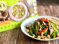 Fami煮煮 / 鮮菇肉絲炒水蓮