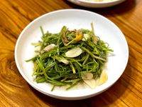 金針花炒水蓮