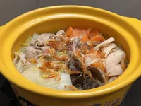 櫻花蝦魷魚菜煲