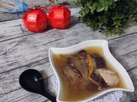 牛肝蕈菇黃金蟲草雞湯