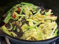 芹菜炒豆皮