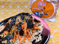 泡麵佐和風炒鮮蔬