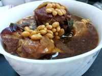 黃豆燒豬腳