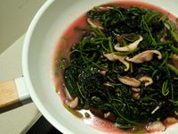 莧菜燴菇