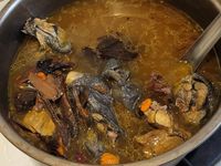 鹿茸烏骨雞湯