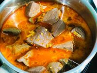 麻辣鴨血臭豆腐