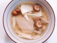鮮筍香菇雞湯(二)