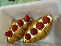 草莓可頌