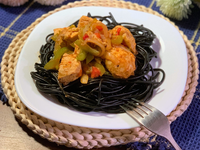 快速料理！茄汁雞肉墨魚麵