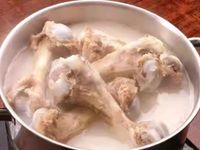 大骨高湯(可做副食品高湯)