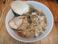 蛤蜊芥菜湯麵