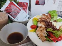 藜麥雞肉蔬果沙拉