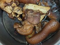 家常滷豬腳