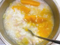 寶寶副食品-南瓜皇帝豆豬肉粥