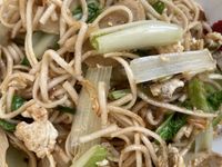 蒜油麻油麵筋炒麵（素）