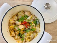 低糖快速料理！肉醬罐頭煮凍豆腐白菜鍋