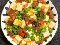 麻辣豬血豆腐煲