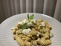 奶油乳酪青醬蘑菇螺旋麵