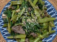 沙茶牛肉炒脆梗空心菜
