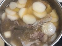剝皮辣椒蘿蔔排骨湯