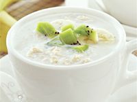 沖調飲品創意食譜》優格燕麥粥