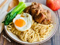 滷肉拌麵 / 清冰箱