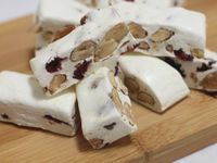 Dried cranberries Nougat 紅莓乾鳥結糖 